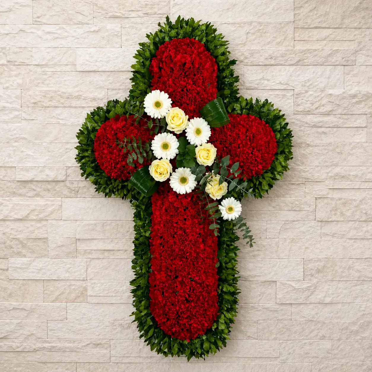 Cruz de rosas Plaza Nueva